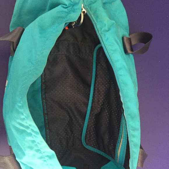 Nike Gym Bag - Picture 2 of 2